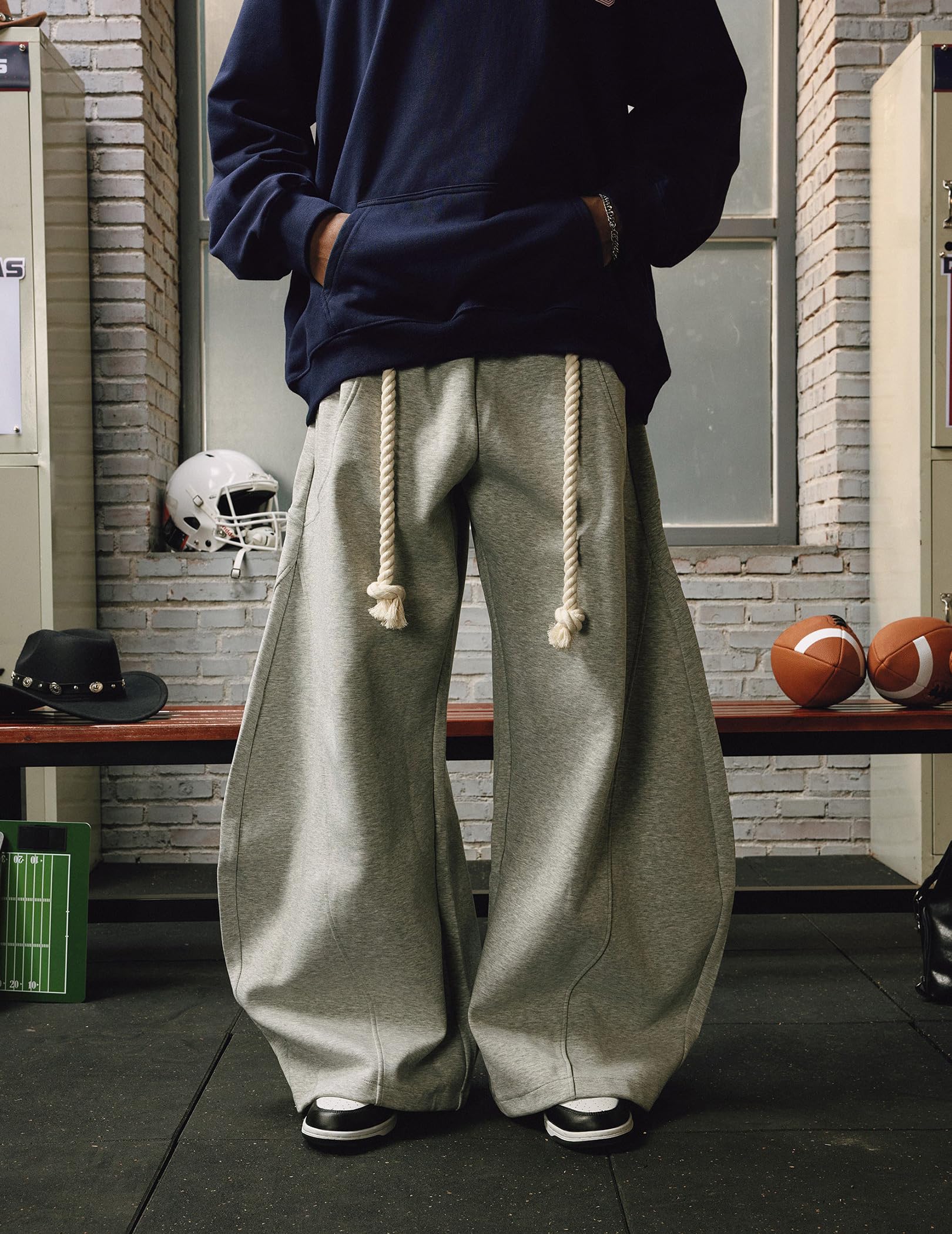 Aelfric Eden Super Baggy Barrel Sweatpants