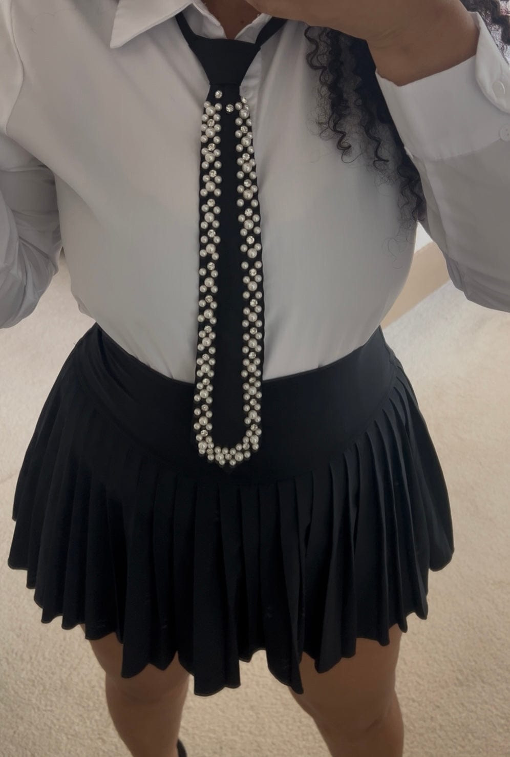 Apparel & Accessories Faux Pearl Neck Tie